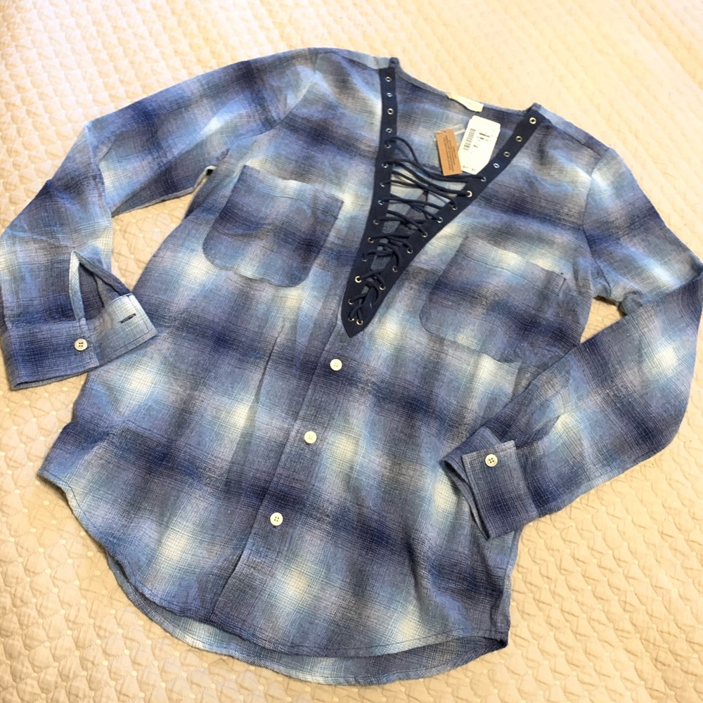 Love culture Miss Love 💕 Lace up flannel NWT